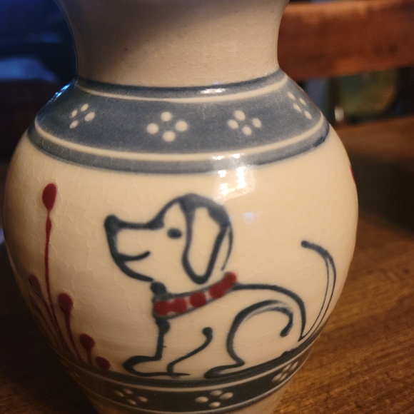 CORNISH HILL POTTERY VASE - Picture 3 of 4